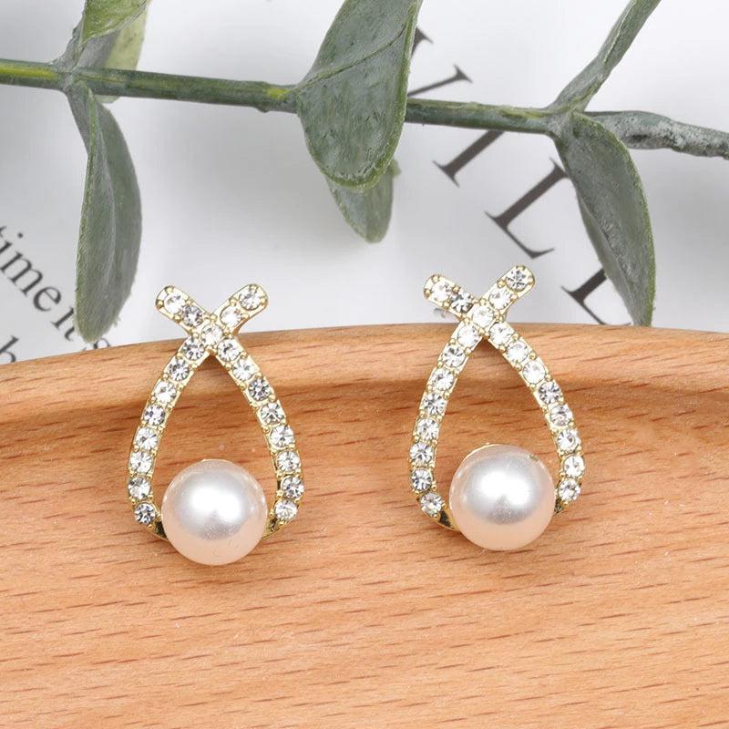 Pearl earrings with glitter by Rose & Oliver, additional angle