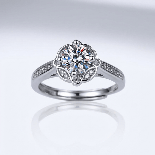 Anel ajustável Silver Diamond Bloom da Rose & Oliver com detalhes de diamantes e design florido elegante.
