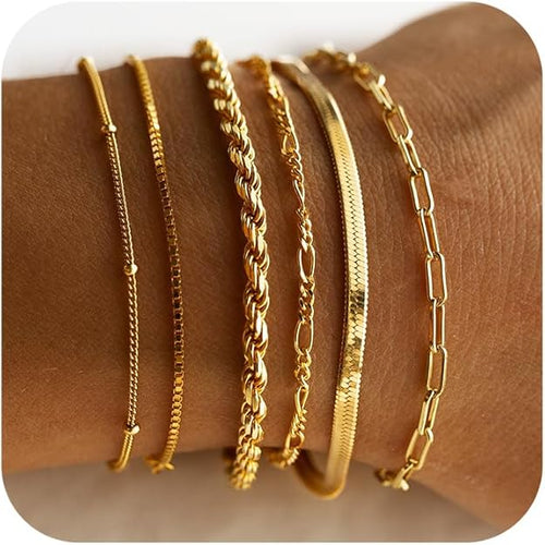 Conjunto de pulseiras Vernetta™ Rose & Oliver em acabamento dourado, com detalhes delicados e estilos elegantes para o pulso