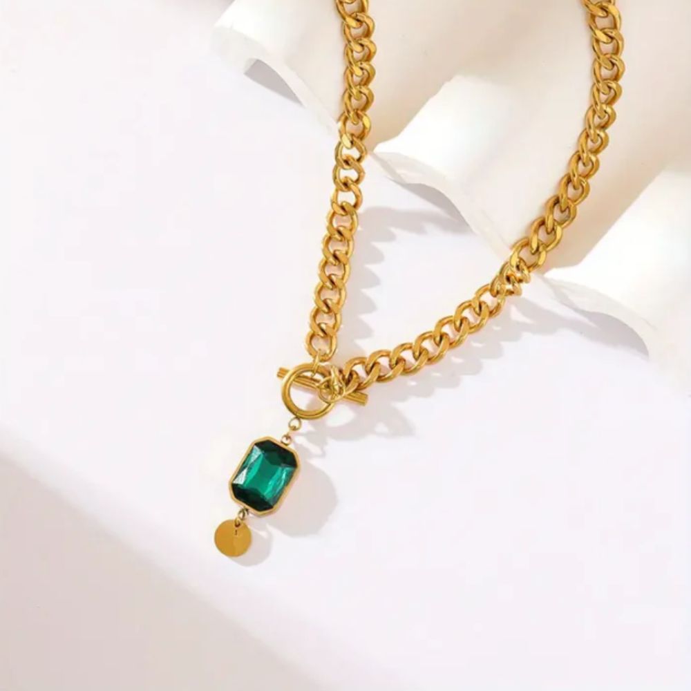 Emerald Pendant Necklace by Rose & Oliver, detail view