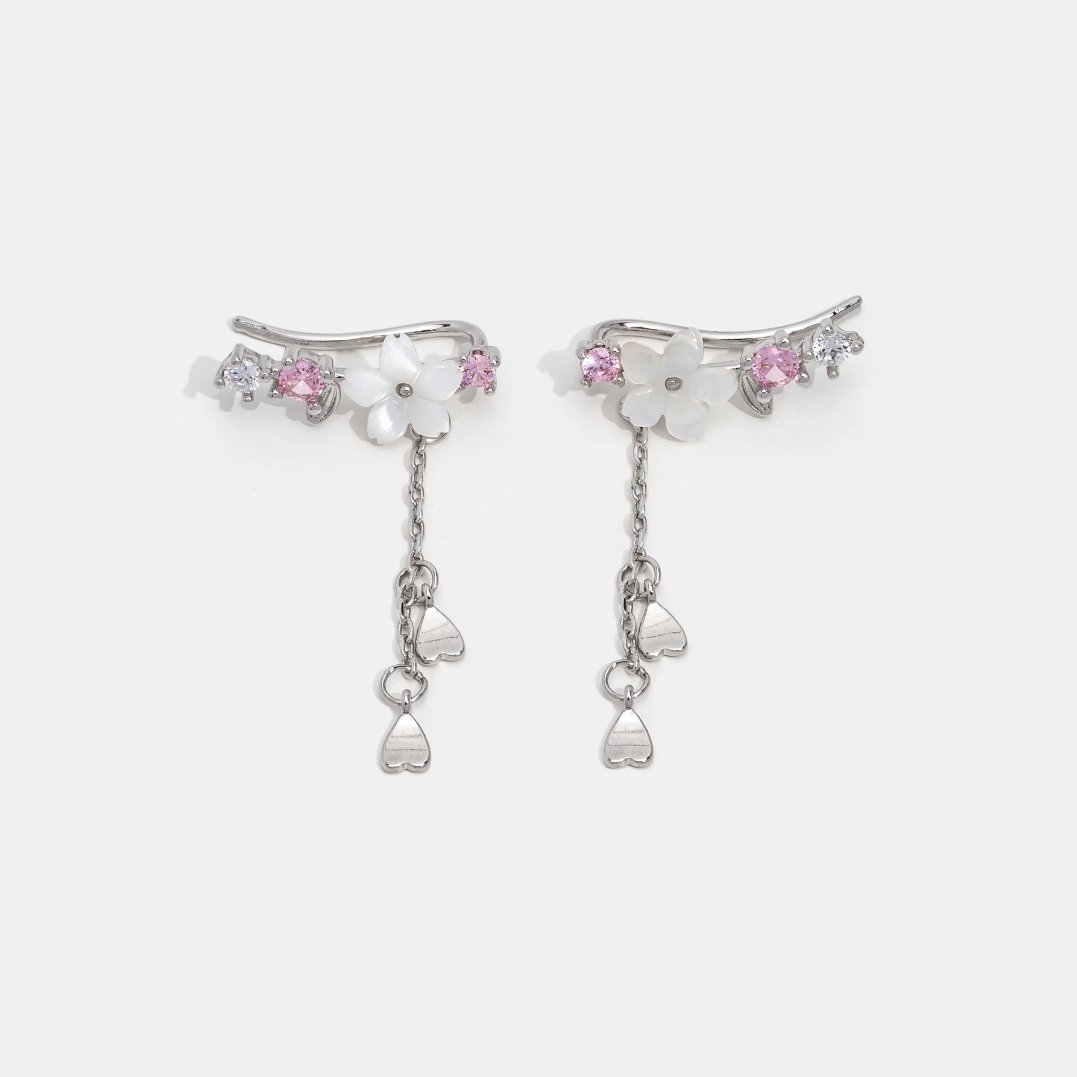 Brincos de cerejeira Rose & Oliver com detalhes em cristal, estilo delicado e feminino, pendentes de flor de cerejeira.